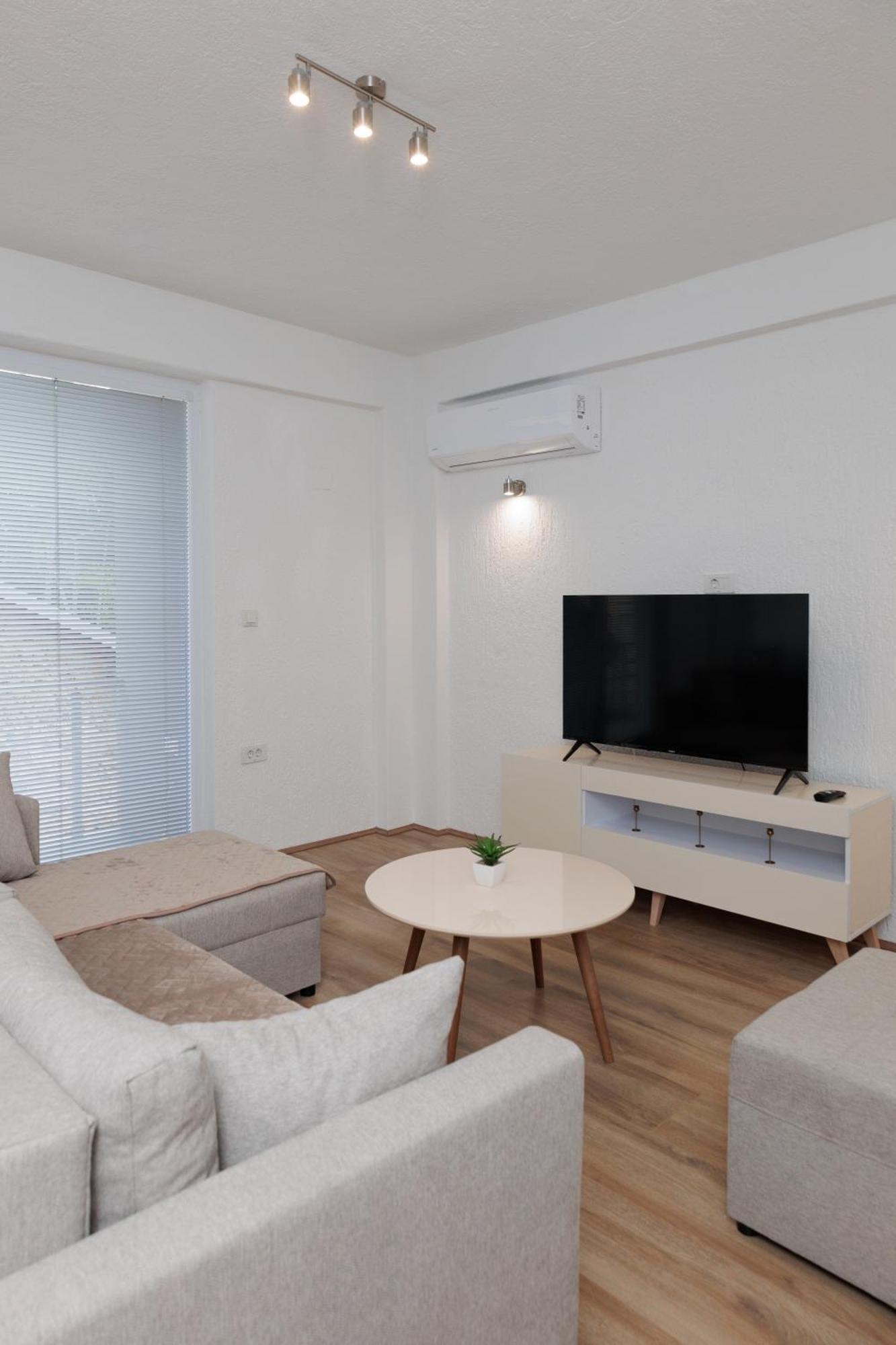 Albatross Guest House Bitola Exterior photo